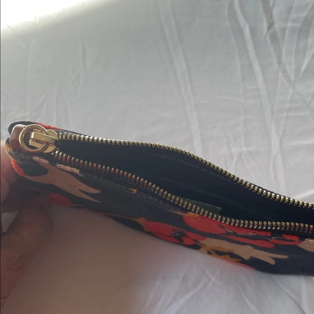 Spartina 449 Navy Canvas Wristlet with Orange and Cream Floral Motif